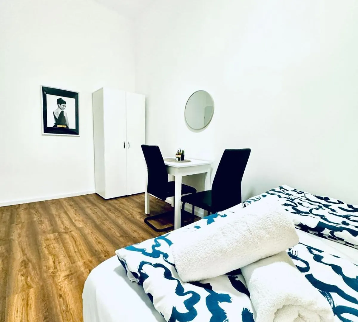 Affordable 5Br Shared Apt, 11 Min To Atzgersdorf Vienna 0*,  Austria
