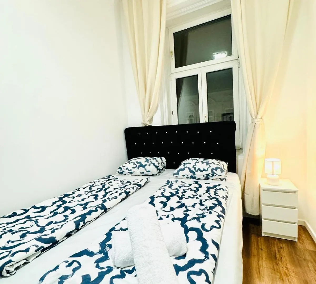 Affordable 5Br Shared Apt, 11 Min To Atzgersdorf Vienna Apartment