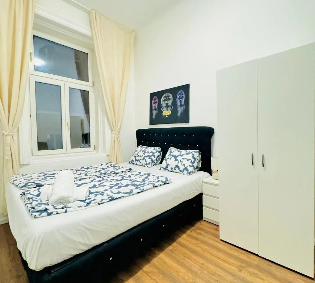 Affordable 5Br Shared Apt, 11 Min To Atzgersdorf Vienna 0*,  Austria