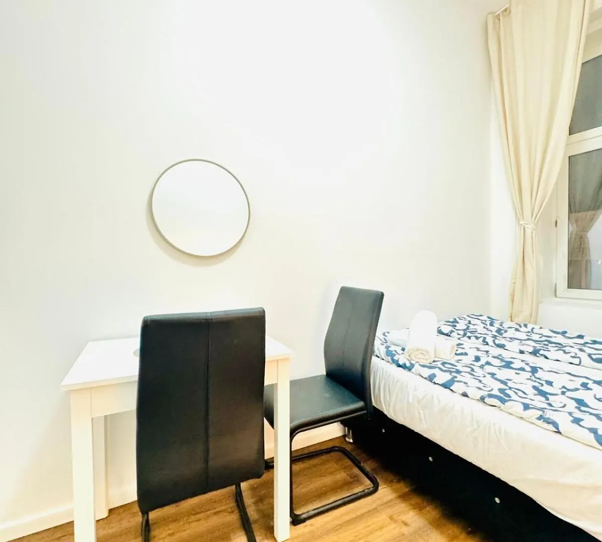 Apartment Affordable 5Br Shared Apt, 11 Min To Atzgersdorf Vienna